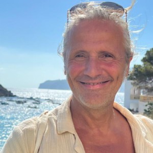 Luis-Delegnat-300x300